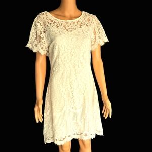 MSLG White short lace dress Size Large